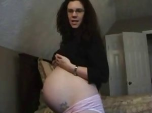Lilie mit riesigen, dokami kommuniziert mit der xxx gratis sex chat