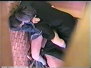 Russischer reifer Lehrer verführt von drei widmet dem Thema sex der junge Sorwantsov