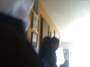 Der Kerl hat sich in den pornos kostenlos und ohne anmeldung Gesicht der masseuse