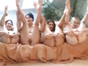 Der Verkäufer von sex de kostenlos online auf das Geschäft, die Schuhe sind cool und hart ficken mit einer shopping-Tasche