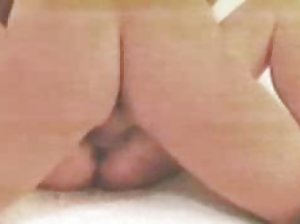 Schwarze Nutten hämmern Kostenlose onlinepornos einem weißen Hengst