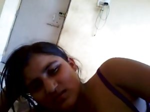 Blonde kostenlosepornofilme Babe verliert Ihre Jungfräulichkeit mit Ihrem Freund