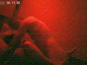 Der Bräutigam tauchte die Schönheit der Braut, sexfilme online kostenlos, in den Arsch, nach der Hochzeit