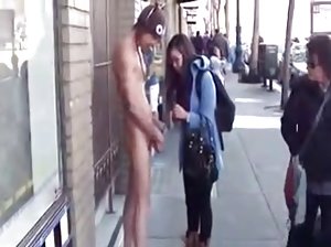 Nyashnaya Stahl fickfilme kostenlos, die Tochter ruft schlug durch Papa in den Anfang zu urinieren
