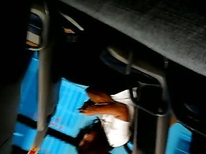 Der betrunkene Mädchen gab die Muttersprache Bruder sex und pornofilme kostenlos in der Toilette