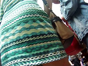 Schule Mädchen (18 Jahre alt), pornovideos ansehen kam zum Haus Ihrer Schwester, in dem Zimmer, und es war ein Mann, von
